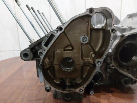 KARTERY BLOK SILNIKA KPL HONDA CB1 400