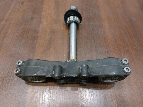 PÓŁKA DOLNA ZAWIESZENIA SZTYCA GILERA RC 600