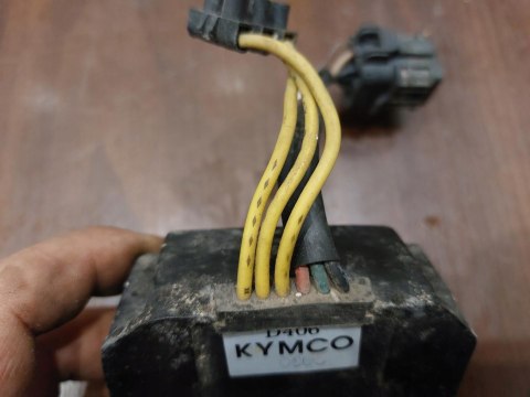 REGULATOR NAPIĘCIA KYMCO MXU 300