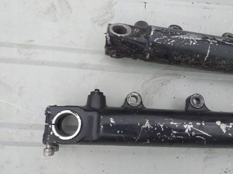 LAGI ZAWIESZENIE PRZÓD KPL SUZUKI GSXR 750 GR77A
