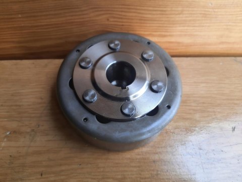 KOŁO MAGNESOWE MAGNETO HONDA CB1 400