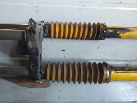 LAGI ZAWIESZENIE PRZÓD HONDA PXR 50