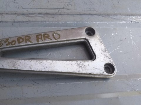 SET PODNÓŻEK SUZUKI DR 650 RS
