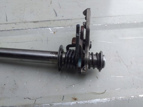 WYBIERAK SKRZYNI BIEGÓW SUZUKI GSR 600