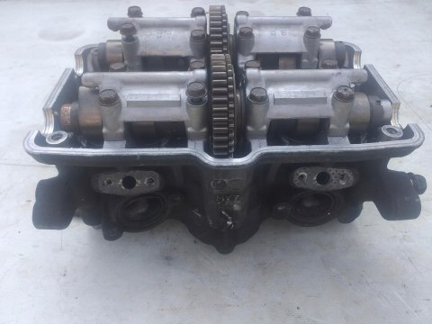 GŁOWICA CYLINDRA KPL HONDA VFR 750 RC36E