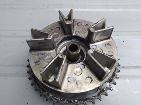 ZABIERAK + ZĘBATKA HONDA CBR 1000F SC21E