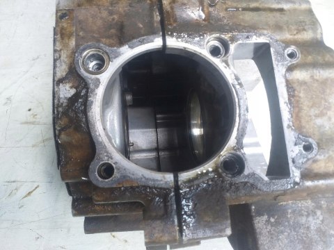 KARTERY BLOK SILNIKA YAMAHA BRUIN 250