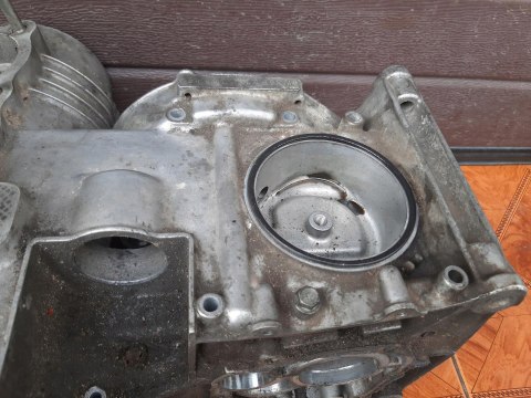 KARTERY BLOK SILNIKA KAWASAKI KZ 650