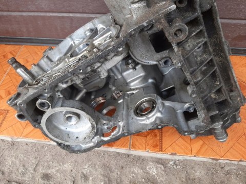 KARTERY BLOK SILNIKA KAWASAKI KZ 650