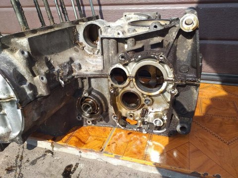 KARTERY BLOK SILNIKA KAWASAKI KZ 650