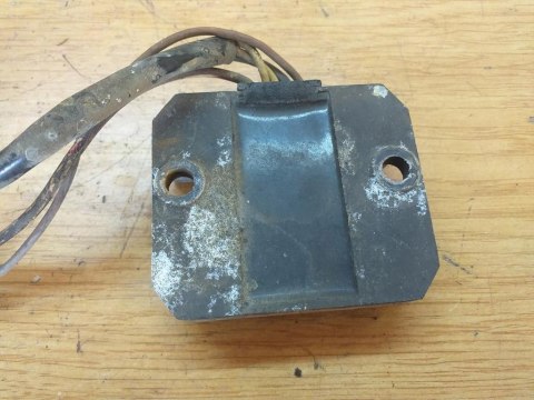 REGULATOR NAPIĘCIA KAWASAKI KZ 650