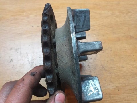 ZĘBATKA ZABIERAK NAPĘD KAWASAKI KZ 650