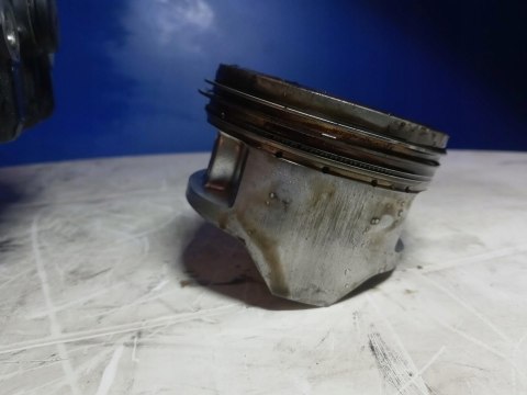 CYLINDER TŁOK KAWASAKI VN 700