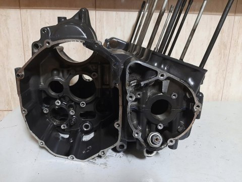 KARTER BLOK SILNIKA SUZUKI GSX R 750 R716