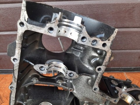 KARTER GÓRNY BLOK SILNIKA KAWASAKI GPX 600 GPZ