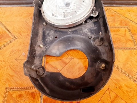 REFLEKTOR LAMPA TRIUMPH DAYTONA 900