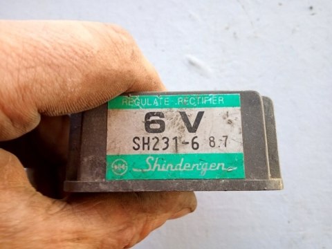 REGULATOR NAPIĘCIA HONDA CB 125 SH231-6